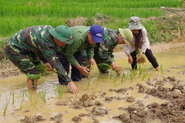 Giúp dân bằng những mô hình kinh tế hiệu quả